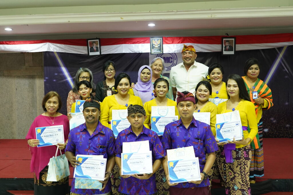 Foto Guru-Guru PKBM Niti Mandala Club Bali