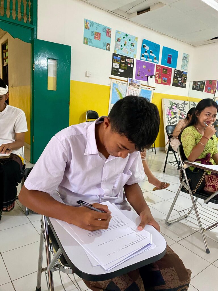 Uji Pendidikkan Kesetaraan Paket B setara SMP Niti Mandala Club