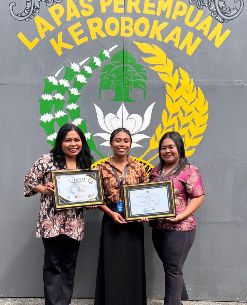 Pengharagaan untuk PKBM NMC dalam rangka Hari Bakti Pemasyarakatan