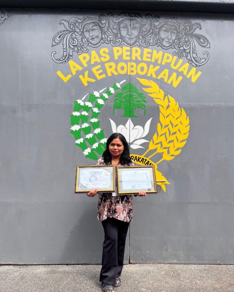 Pengharagaan untuk PKBM NMC dalam rangka Hari Bakti Pemasyarakatan